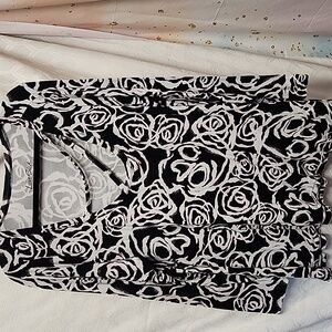 Fancy neck on the Love Sick T-shirt from Torrid